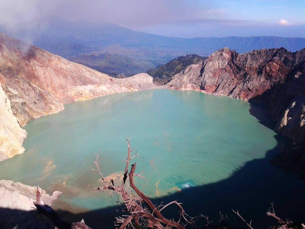 Top 10 greatest natural wonders of the world.