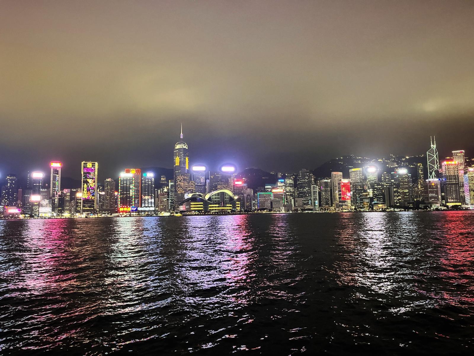 Best Hong Kong travel guide for first-timers for a real adventure!
