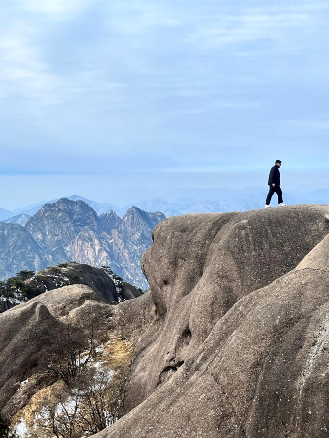 Lotus Peak Huangshan Mountains - Hiking Huangshan Mountains – Avatar Yellow Mountains Scenic Area in China.