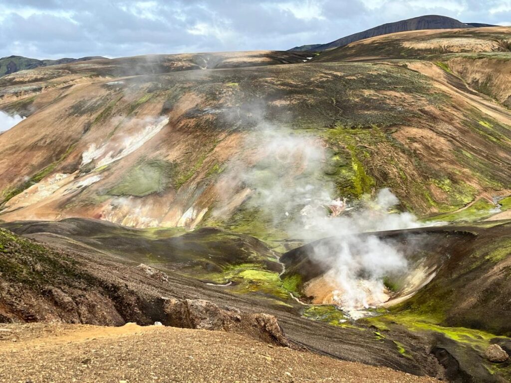 How to prepare for the 4 day Laugavegur trail from Skogar to Landmannalaugar.
