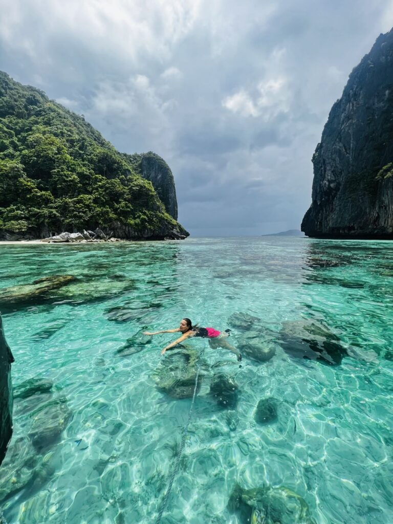 El Nido Palawan - 7 wonders in Philippines.